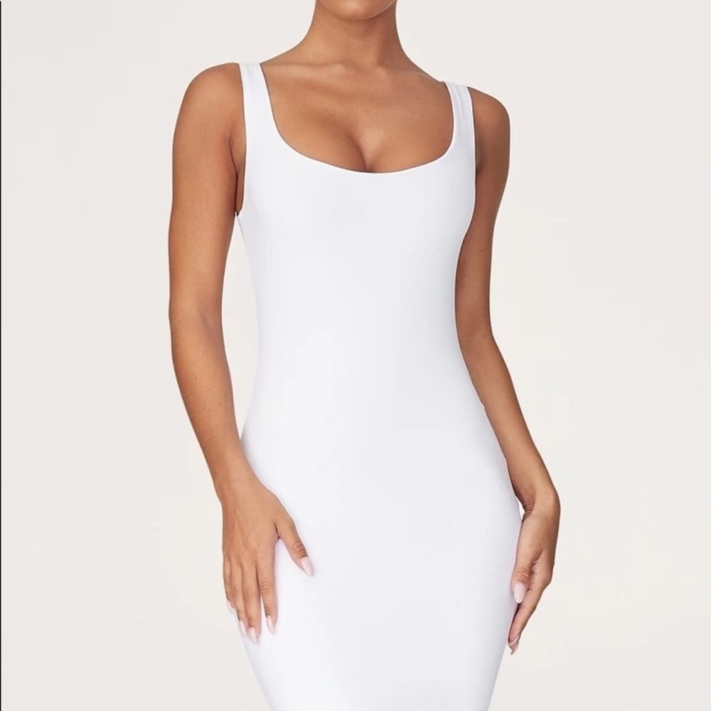 Meshki white body con dress 🤍